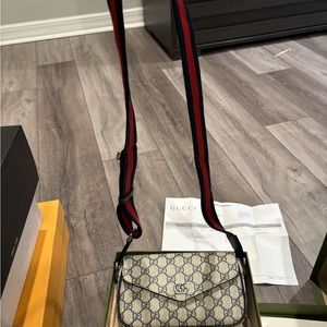 NWT Gucci crossbody bag - purchased off Gucci march 2024